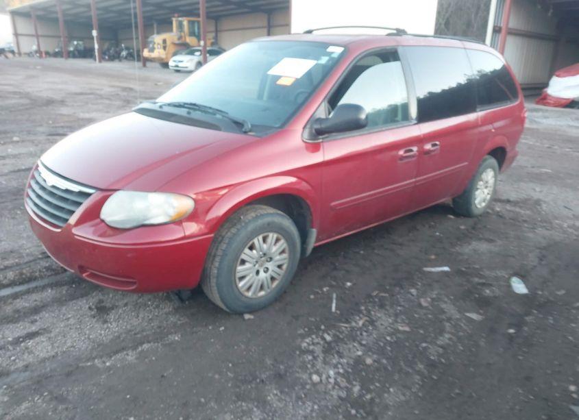 Photo 2 of 2006 Chrysler Town & COUNTRY LX (VIN 1A4GP44RX6B608741)