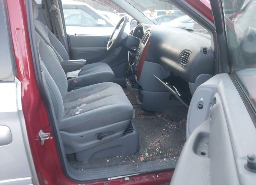 Photo 5 of 2006 Chrysler Town & COUNTRY LX (VIN 1A4GP44RX6B608741)