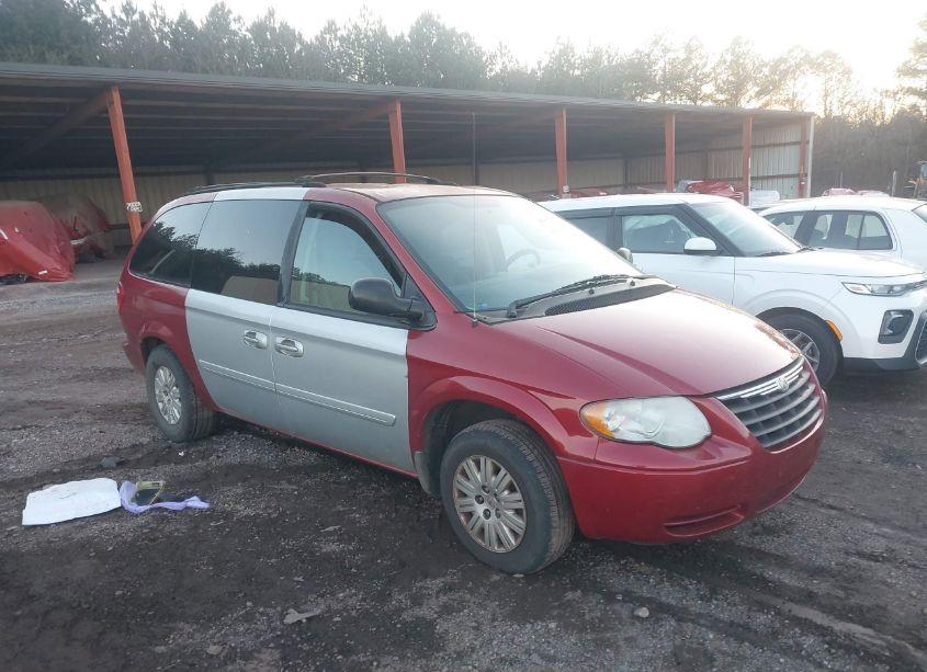 Photo 6 of 2006 Chrysler Town & COUNTRY LX (VIN 1A4GP44RX6B608741)