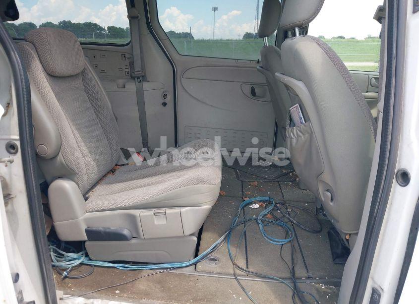 Photo 8 of 2006 Chrysler Town & COUNTRY LX (VIN 1A4GP44RX6B752063)