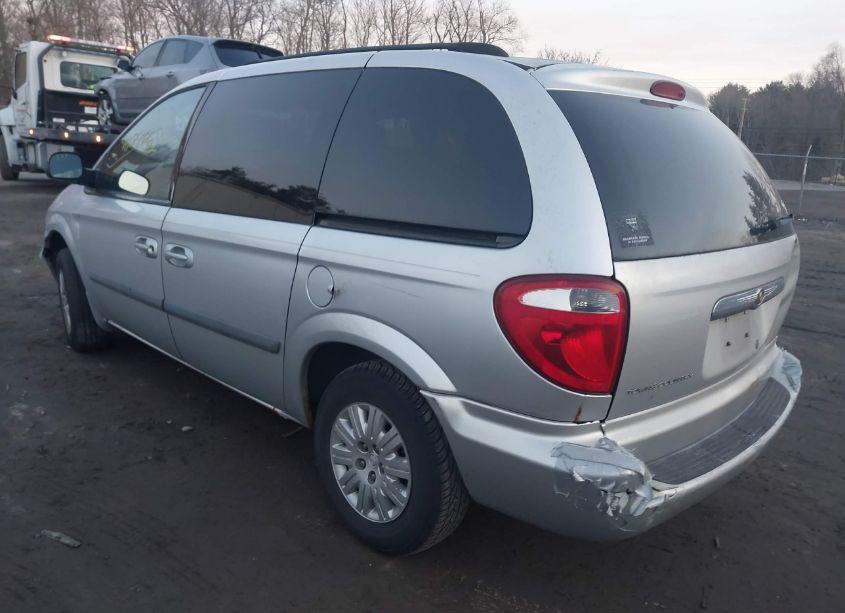 Photo 3 of 2006 Chrysler Town & COUNTRY (VIN 1A4GP45R06B739305)