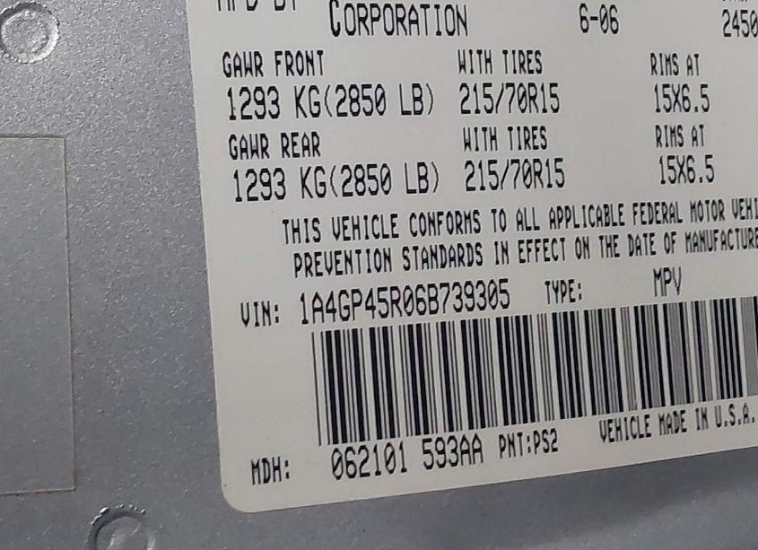 Photo 9 of 2006 Chrysler Town & COUNTRY (VIN 1A4GP45R06B739305)