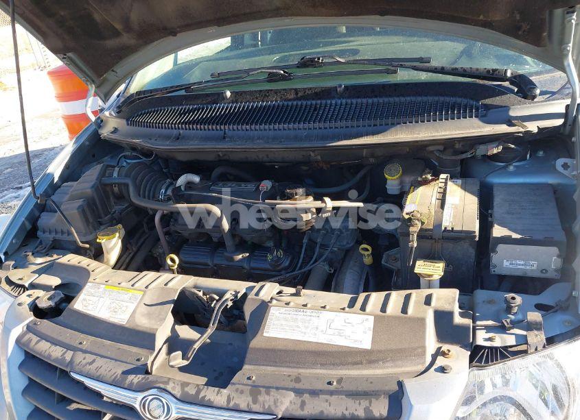 Photo 10 of 2006 Chrysler Town & COUNTRY (VIN 1A4GP45R16B506159)