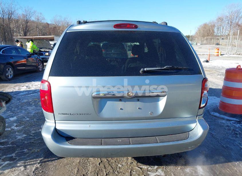 Photo 16 of 2006 Chrysler Town & COUNTRY (VIN 1A4GP45R16B506159)