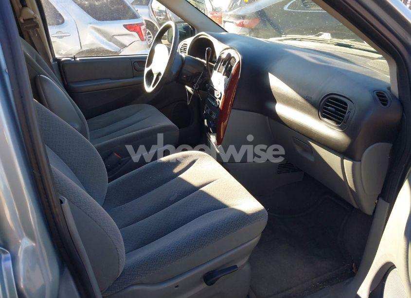 Photo 5 of 2006 Chrysler Town & COUNTRY (VIN 1A4GP45R16B506159)