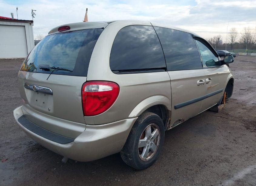 Photo 4 of 2006 Chrysler Town & COUNTRY (VIN 1A4GP45R26B656331)