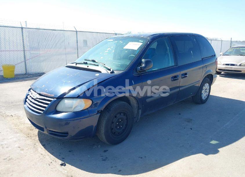 Photo 2 of 2006 Chrysler Town & COUNTRY (VIN 1A4GP45R36B533363)