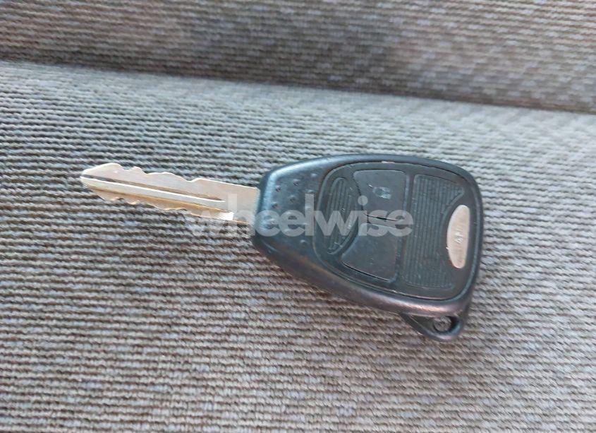 Photo 11 of 2006 Chrysler Town & COUNTRY (VIN 1A4GP45R36B597113)