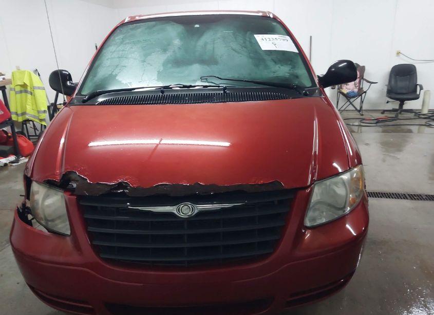 Photo 12 of 2006 Chrysler Town & COUNTRY (VIN 1A4GP45R66B658096)