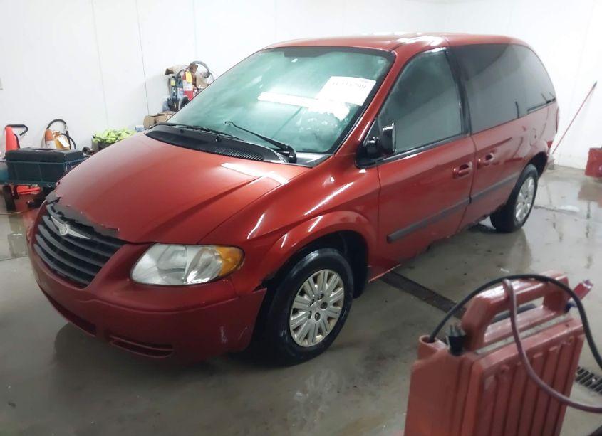 Photo 2 of 2006 Chrysler Town & COUNTRY (VIN 1A4GP45R66B658096)