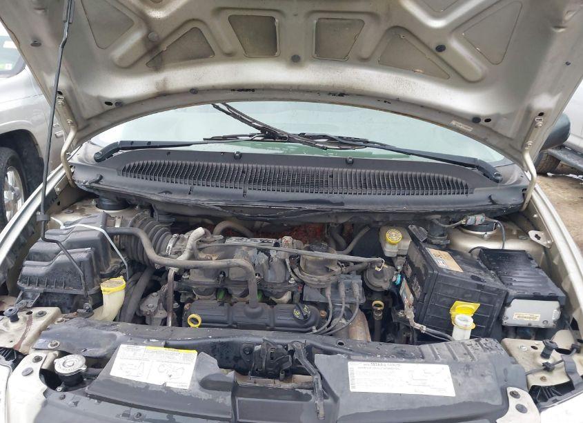 Photo 10 of 2006 Chrysler Town & COUNTRY (VIN 1A4GP45R76B702879)