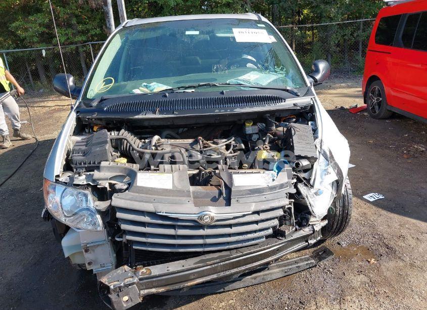 Photo 13 of 2006 Chrysler Town & COUNTRY (VIN 1A4GP45R96B549261)
