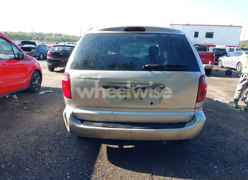 Photo 17 of 2006 Chrysler Town & COUNTRY (VIN 1A4GP45R96B549261)