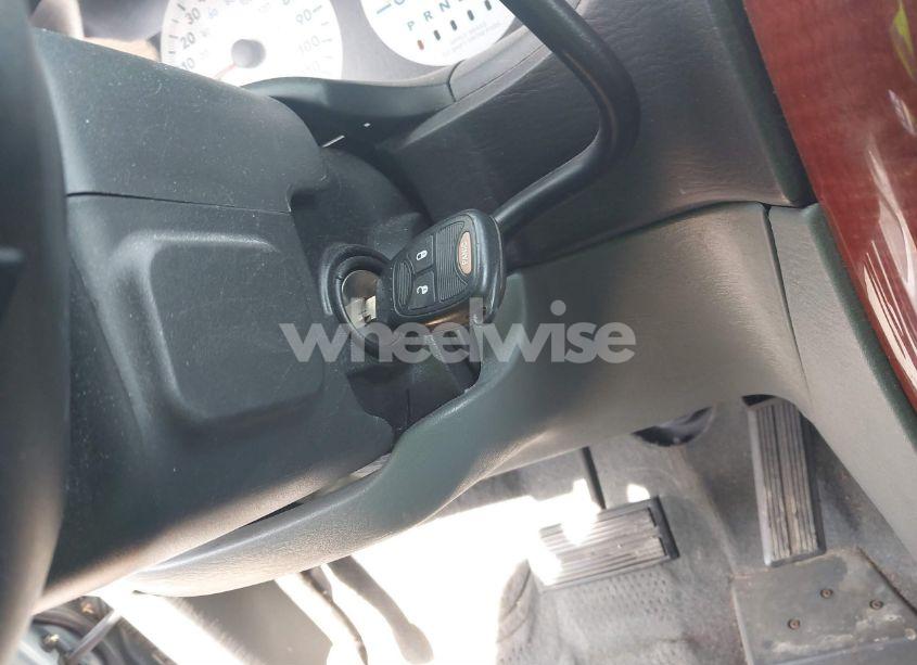 Photo 11 of 2006 Chrysler Town & COUNTRY (VIN 1A4GP45RX6B504765)