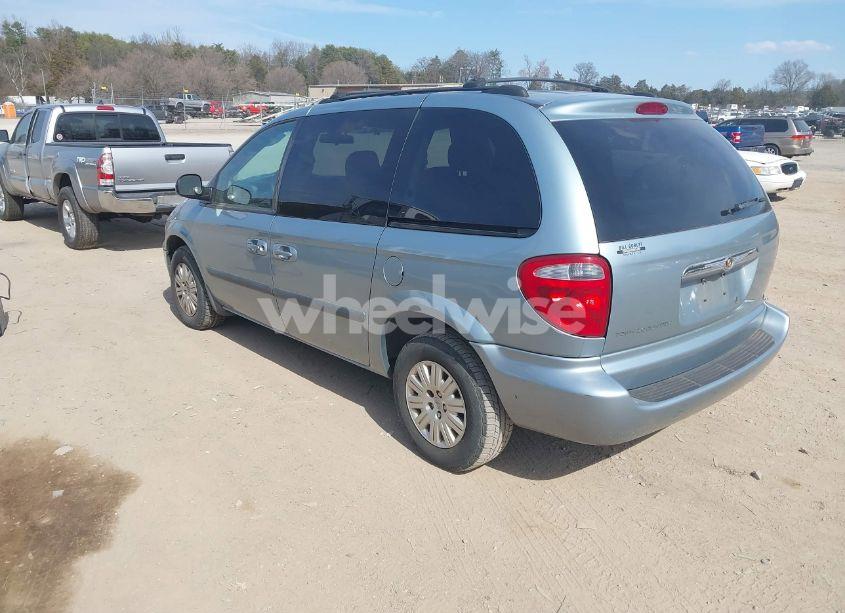 Photo 3 of 2006 Chrysler Town & COUNTRY (VIN 1A4GP45RX6B504765)