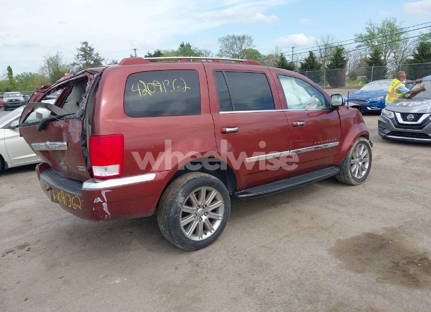 Photo 4 of 2007 Chrysler Aspen LIMITED (VIN 1A8HW58217F518414)