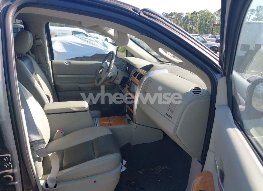 Photo 5 of 2008 Chrysler Aspen LIMITED (VIN 1A8HW58228F158488)