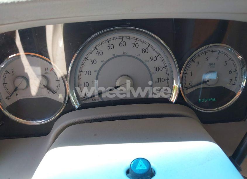 Photo 7 of 2008 Chrysler Aspen LIMITED (VIN 1A8HW58258F136498)