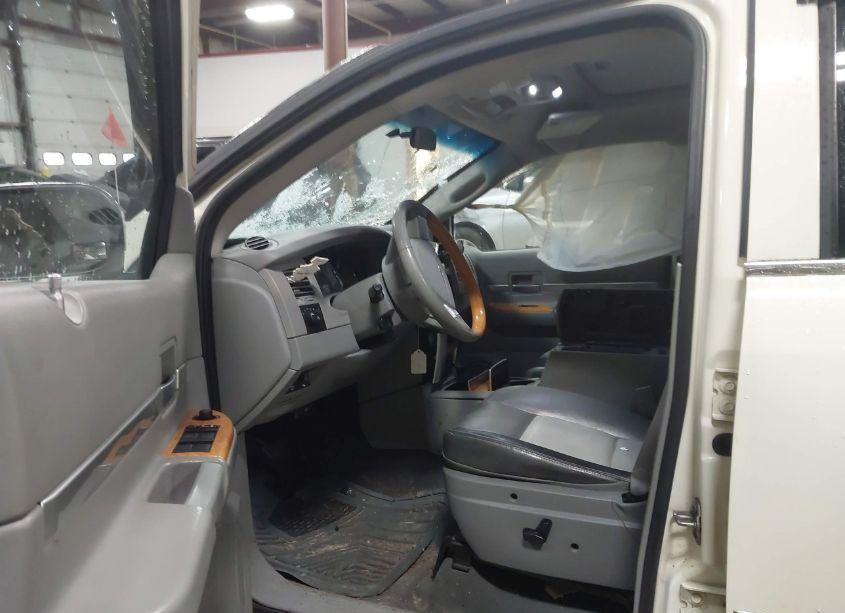 Photo 5 of 2008 Chrysler Aspen LIMITED (VIN 1A8HW58288F105147)