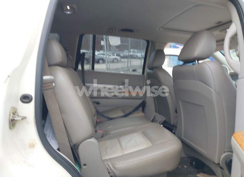 Photo 8 of 2007 Chrysler Aspen LIMITED (VIN 1A8HW58297F512912)