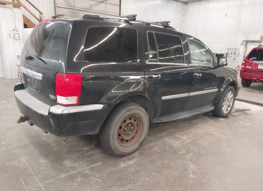 Photo 4 of 2007 Chrysler Aspen LIMITED (VIN 1A8HW582X7F530285)