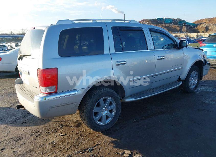 Photo 4 of 2008 Chrysler Aspen LIMITED (VIN 1A8HW58N68F122619)