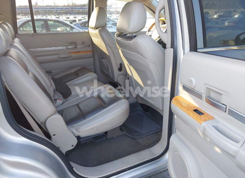 Photo 8 of 2008 Chrysler Aspen LIMITED (VIN 1A8HW58N68F122619)