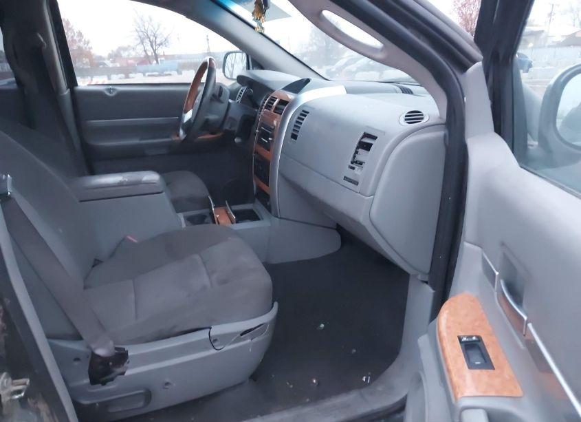 Photo 5 of 2007 Chrysler Aspen LIMITED (VIN 1A8HX58217F511198)