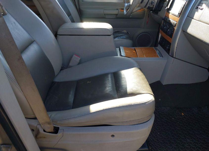 Photo 5 of 2008 Chrysler Aspen LIMITED (VIN 1A8HX58228F125164)