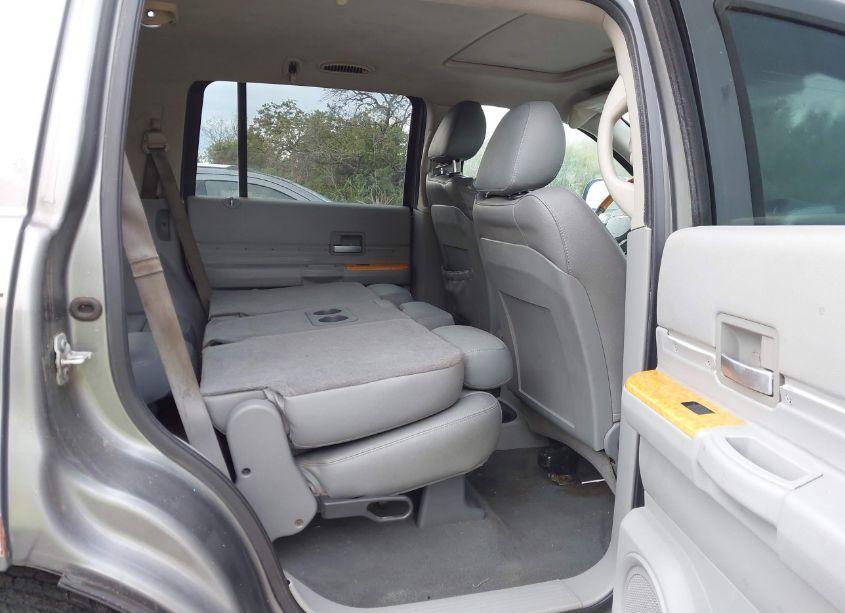 Photo 8 of 2007 Chrysler Aspen LIMITED (VIN 1A8HX58237F526639)