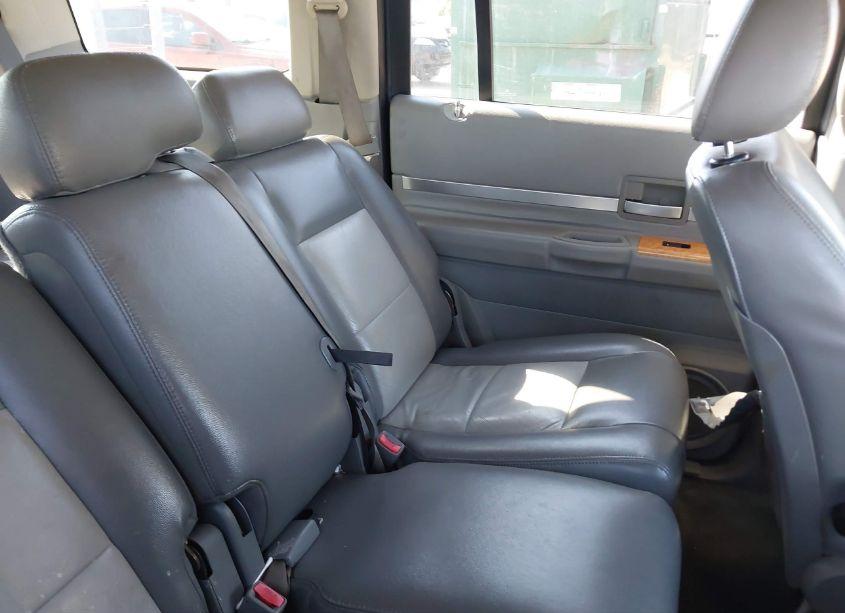 Photo 8 of 2007 Chrysler Aspen LIMITED (VIN 1A8HX582X7F586644)