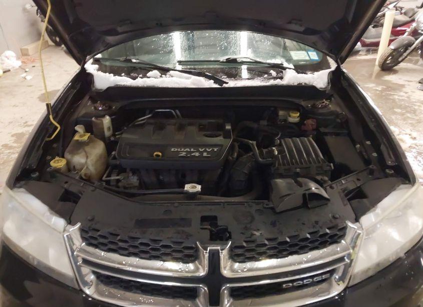 Photo 10 of 2011 Dodge Avenger MAINSTREET (VIN 1B3BD1FB2BN513673)