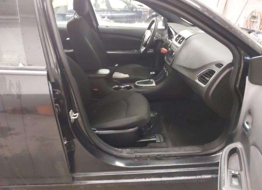 Photo 5 of 2011 Dodge Avenger MAINSTREET (VIN 1B3BD1FB2BN513673)