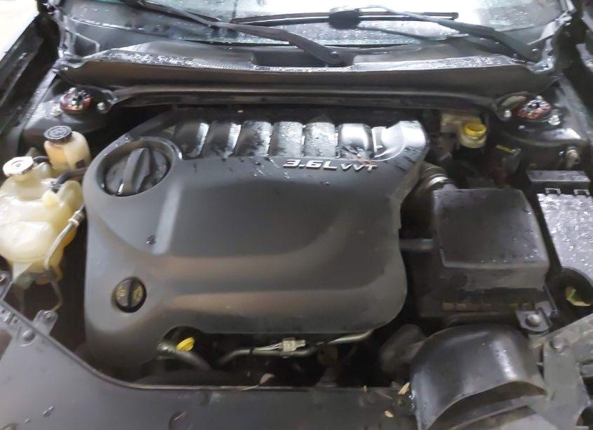 Photo 10 of 2011 Dodge Avenger LUX (VIN 1B3BD2FG1BN544821)