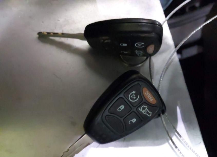 Photo 11 of 2011 Dodge Avenger LUX (VIN 1B3BD2FG1BN544821)