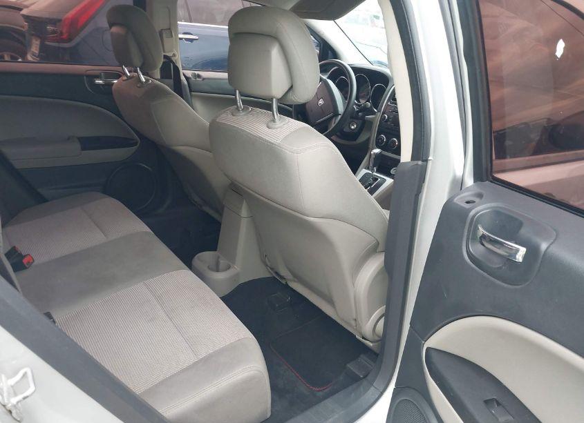 Photo 8 of 2010 Dodge Caliber SXT (VIN 1B3CB4HA7AD559259)