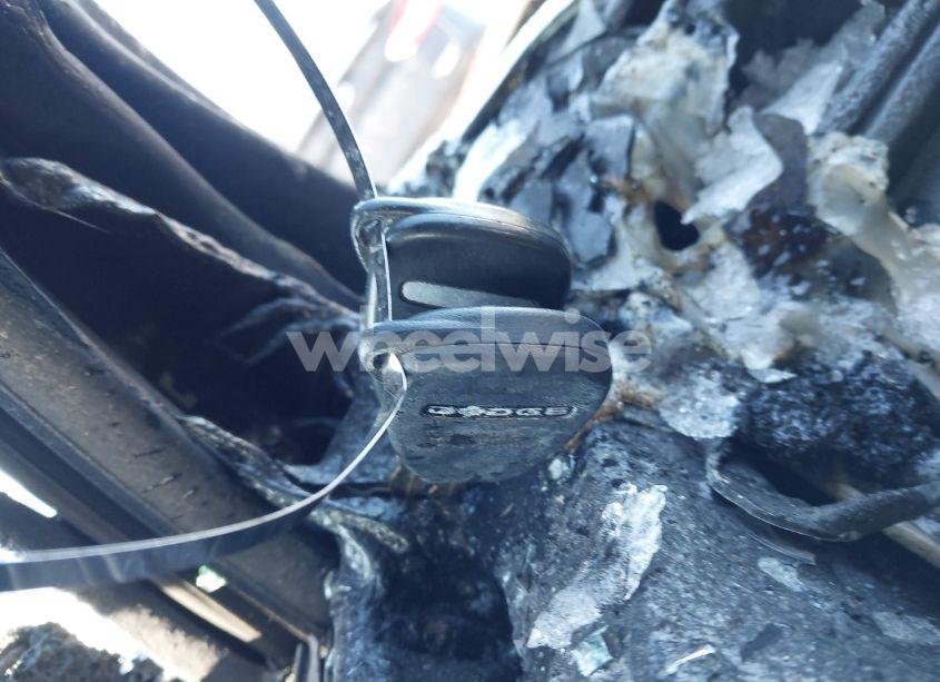 Photo 11 of 2010 Dodge Avenger EXPRESS (VIN 1B3CC1FB1AN190092)