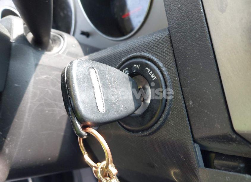 Photo 11 of 2010 Dodge Avenger EXPRESS (VIN 1B3CC1FBXAN201557)