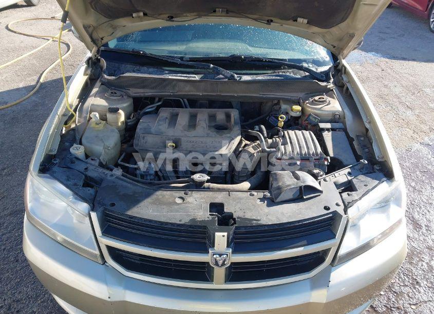 Photo 10 of 2010 Dodge Avenger SXT (VIN 1B3CC4FB0AN131603)