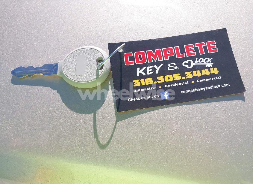 Photo 11 of 2010 Dodge Avenger SXT (VIN 1B3CC4FB0AN131603)