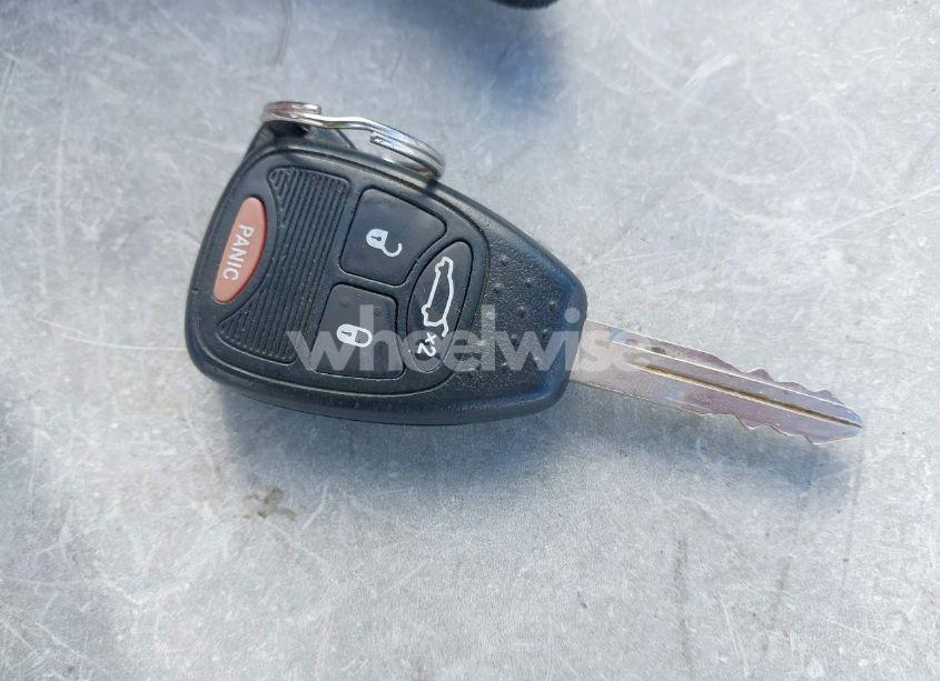 Photo 11 of 2010 Dodge Avenger SXT (VIN 1B3CC4FB1AN112039)