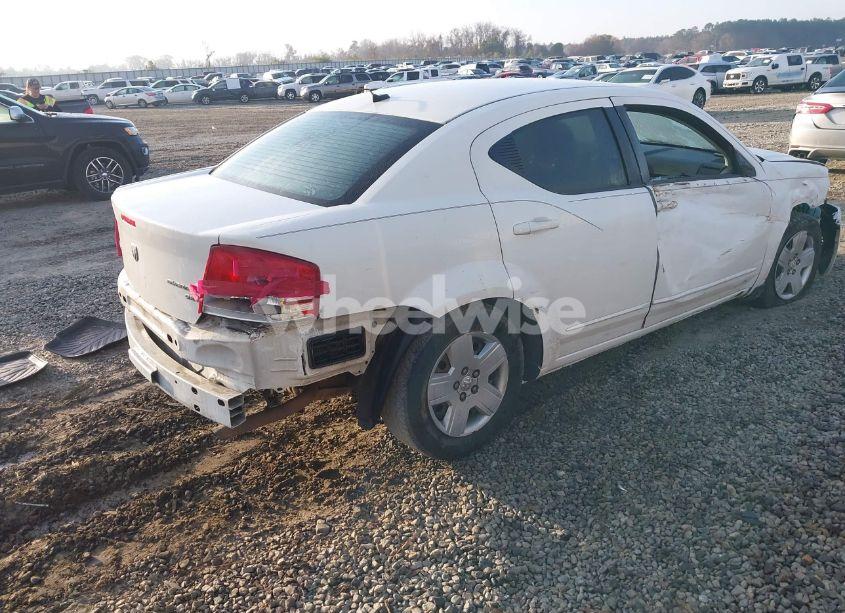 Photo 4 of 2010 Dodge Avenger SXT (VIN 1B3CC4FB3AN189947)