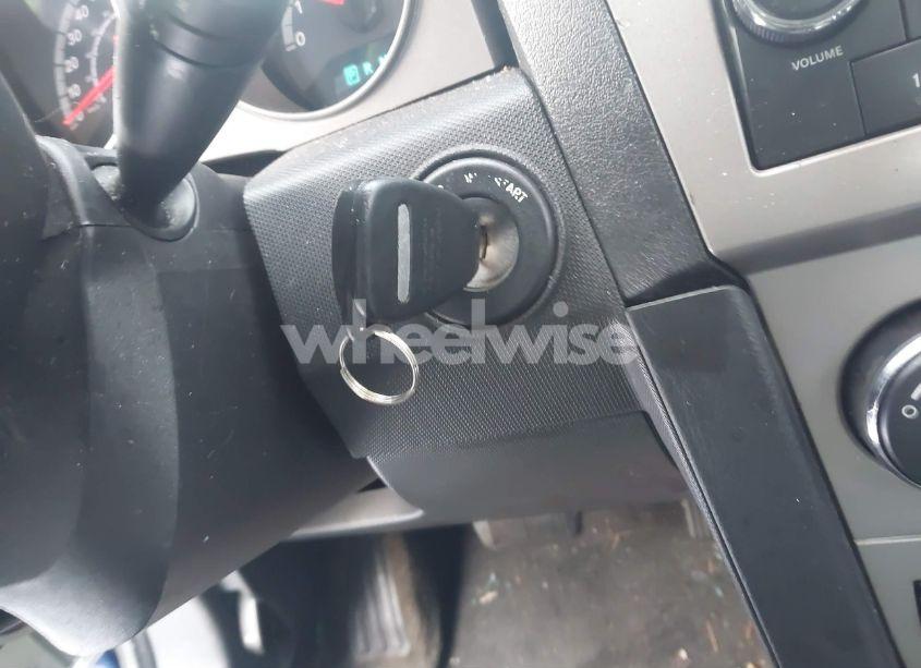 Photo 11 of 2010 Dodge Avenger SXT (VIN 1B3CC4FB6AN144338)