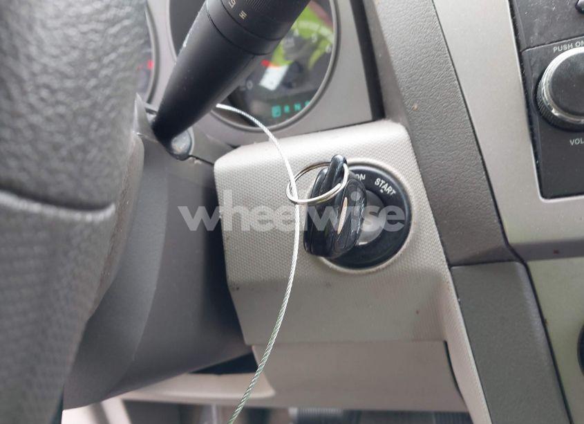 Photo 11 of 2010 Dodge Avenger SXT (VIN 1B3CC4FB6AN181017)