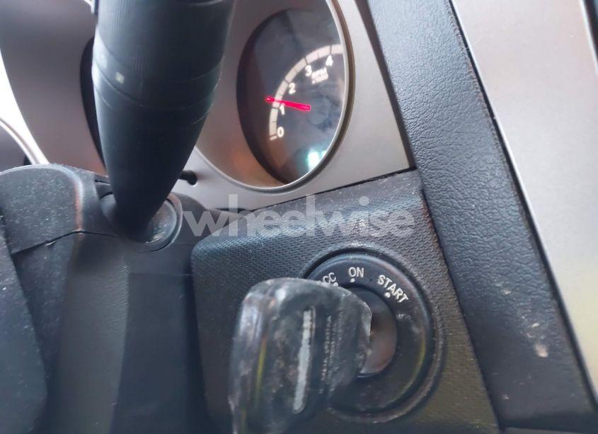 Photo 11 of 2010 Dodge Avenger SXT (VIN 1B3CC4FB6AN202321)