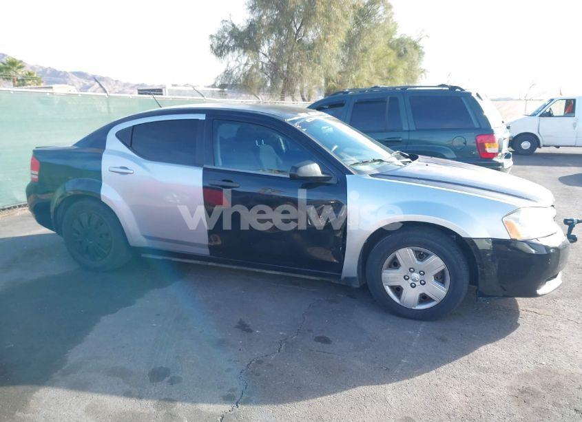 Photo 12 of 2010 Dodge Avenger SXT (VIN 1B3CC4FB9AN194036)