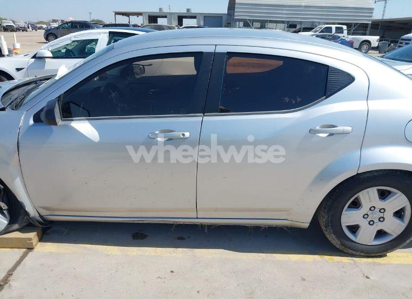 Photo 14 of 2010 Dodge Avenger SXT (VIN 1B3CC4FBXAN170263)