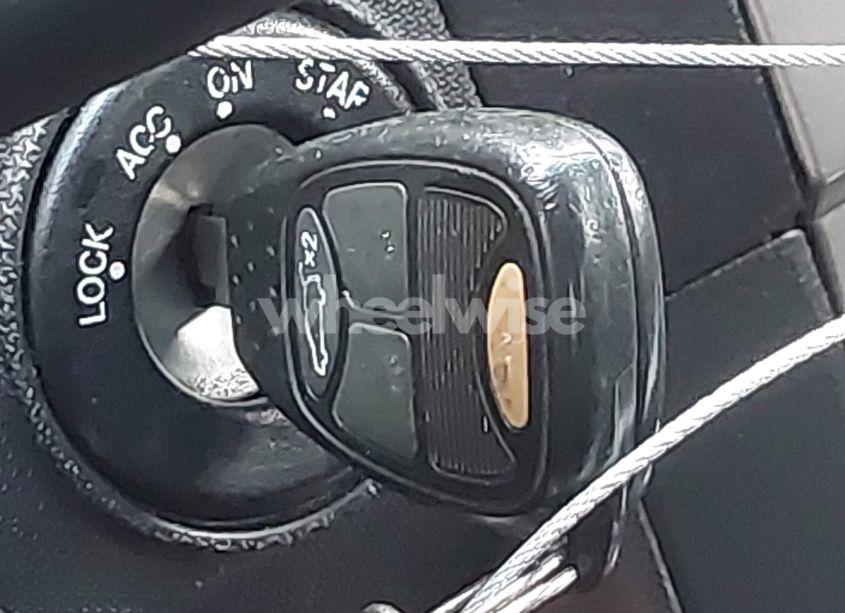 Photo 11 of 2010 Dodge Avenger R/T (VIN 1B3CC5FB2AN176824)