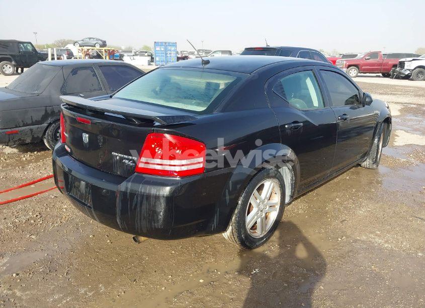 Photo 4 of 2010 Dodge Avenger R/T (VIN 1B3CC5FB3AN215209)