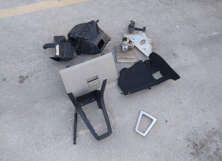 Photo 12 of 2010 Dodge Avenger R/T (VIN 1B3CC5FB5AN231363)